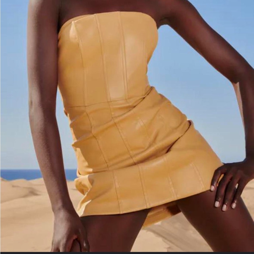 Zara Limited edition Strapless faux leather corset Tan mini Dress - Picture 2 of 6